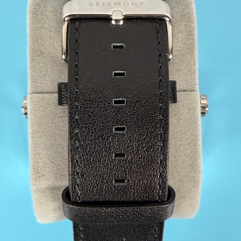 Seizmont Men’s 3 time zones watch. - Picture 2 of 7
